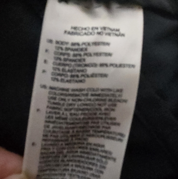 Reebok Running Walking Outdoor Pockets Lightweight Reflective Jacket Size L - Picture 10 of 10